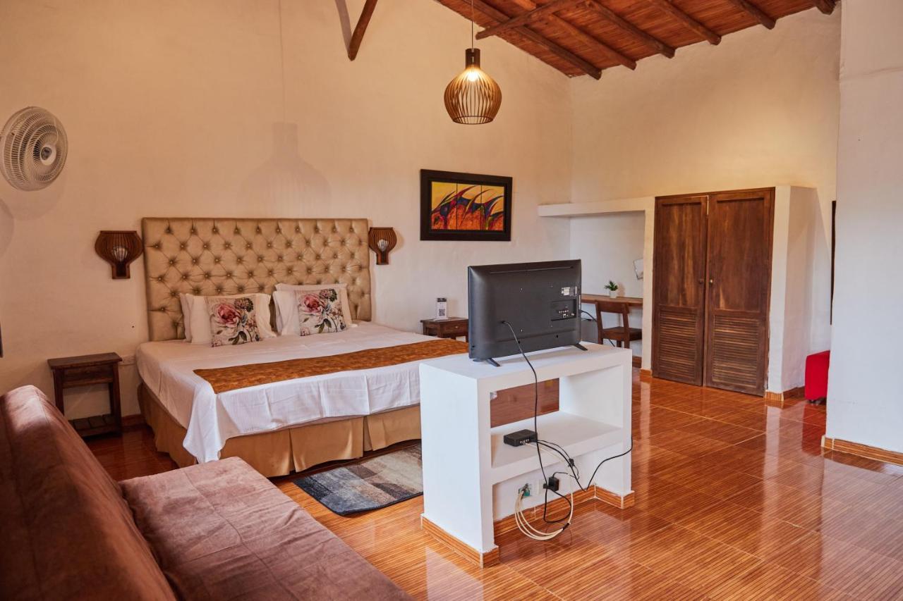 Hotel Santos De Piedra - Maranatha בריצ'ארה מראה חיצוני תמונה
